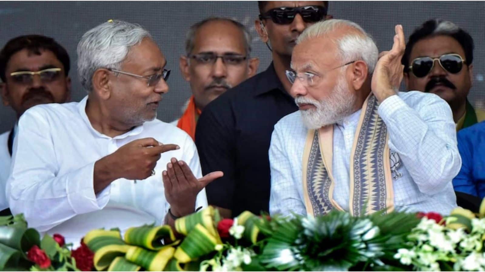 Bihar Election: JDU ने रख दी 50-50 की मांग, चिराग भी कर रहे ज्यादा की डिमांड, NDA में सीट बंटवारे पर घमासान!