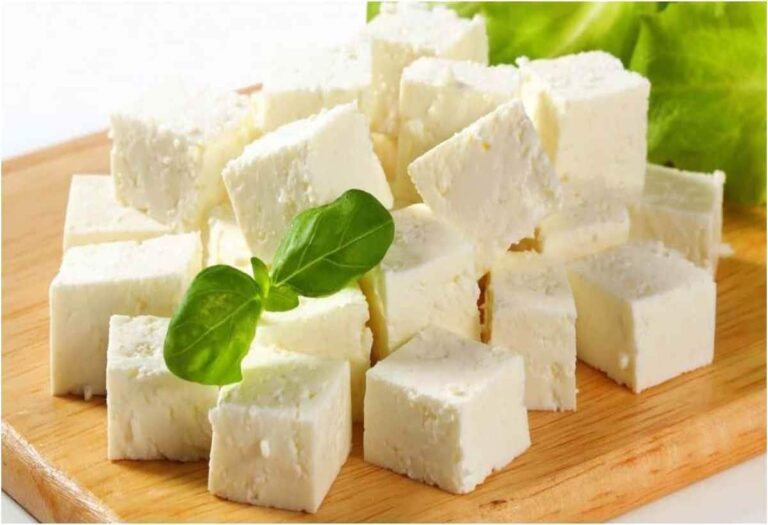 इन 5 लोगों के लिए सेहत का खजाना नहीं मुसीबत की जड़ बन सकता है पनीर