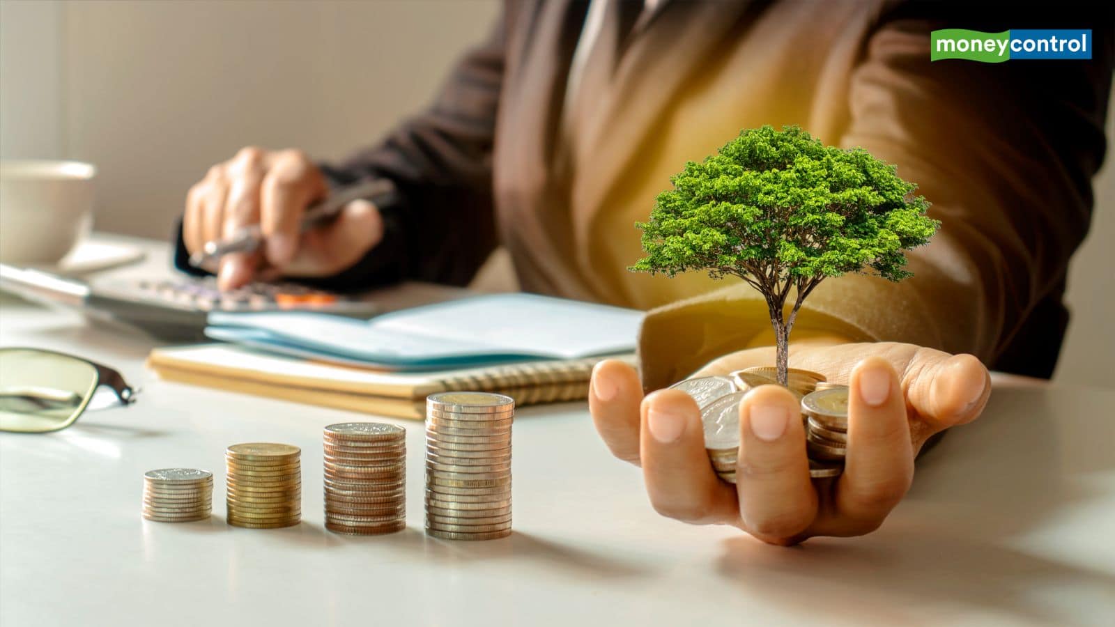 म्यूचुअल फंड SIP से तगड़ा रिटर्न चाहते हैं? इन 8 बातों का हमेशा रखें ध्यान