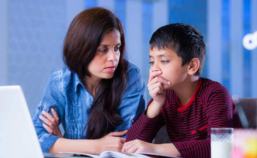 पढ़ाई में फोकस नहीं लग रहा? तो डाइट में शामिल करें ये फूड्स, जो बन सकते हैं ब्रेन-बूस्टिंग साथी