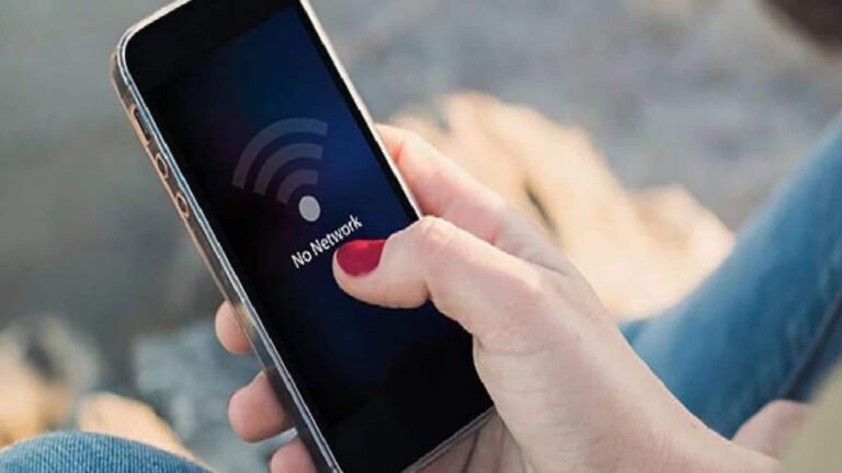 क्या आपके स्मार्टफोन में आ रहा नेटवर्क इश्यू? अपनाएं ये 5 टिप्स, जल्द हो जाएगा ठीक