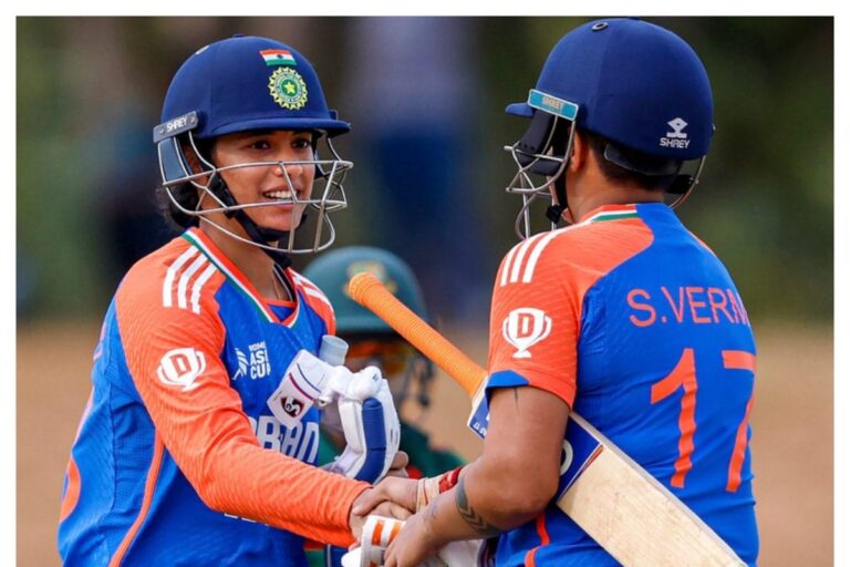 हरमनप्रीत ने लगाई 10 पायदान की छलांग, पर स्मृति मंधाना ने गंवा दिया पहला स्थान