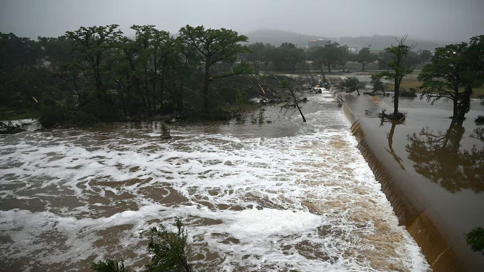 Texas Floods: अमेरिका के टेक्सास में बाढ़ का कहर! 15 बच्चों समेत 50 लोगों की मौत, दर्जनों लापता, पीएम मोदी ने जताया शोक