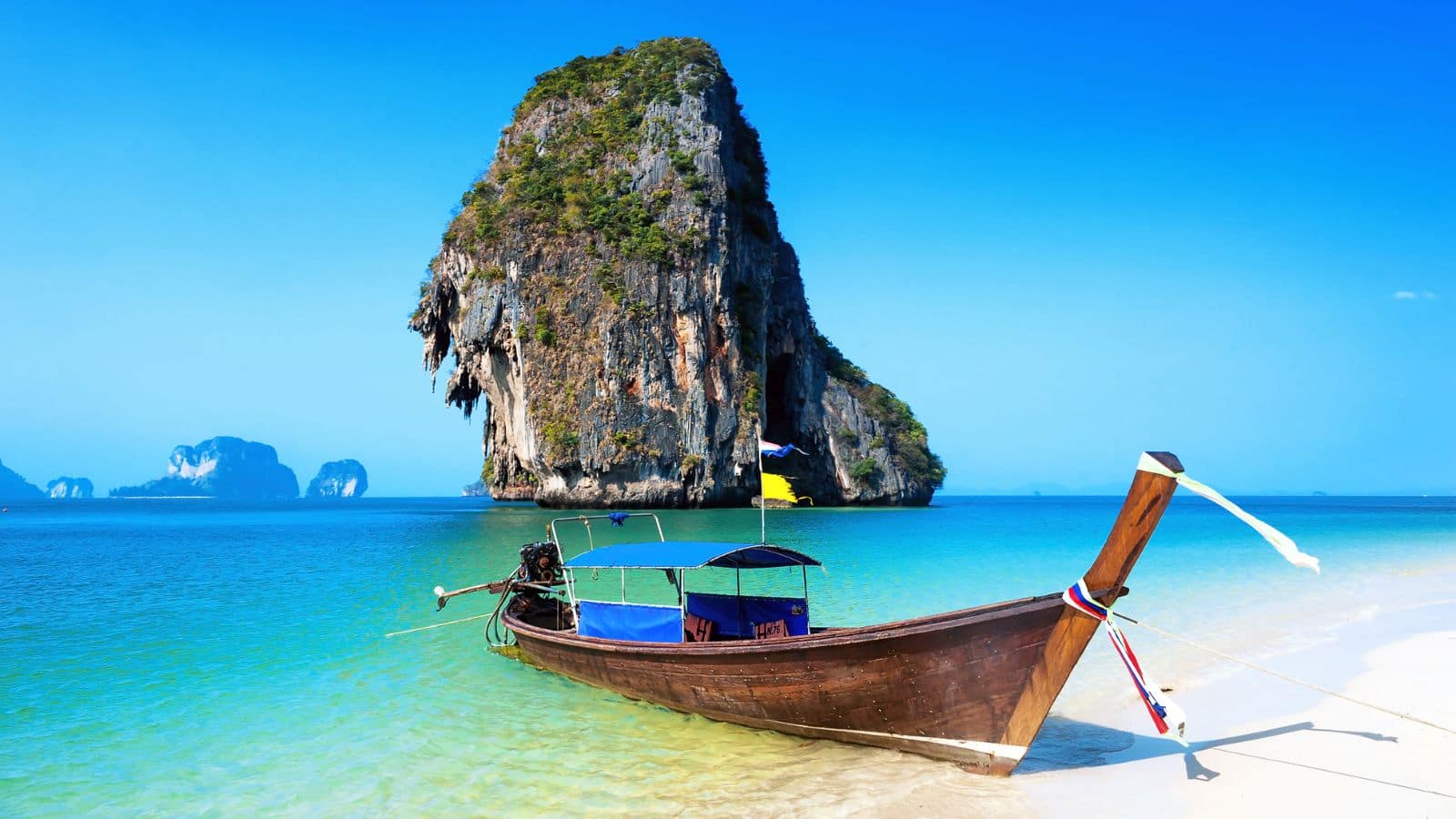 Thailand: थाईलैंड घूमने का बना रहे हैं प्लान? आज ही कैंसिल करें ट्रिप, जानें वजह