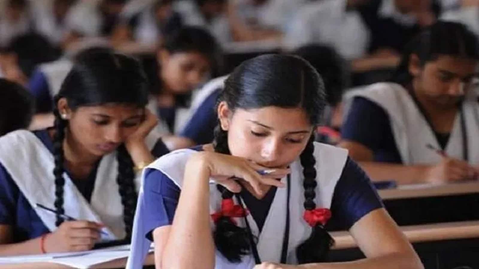 UP Board Exam 2026 : बोर्ड ने जारी किया परीक्षाओं का पूरा शेड्यूल, 21 जनवरी से होंगे प्रैक्टिकल