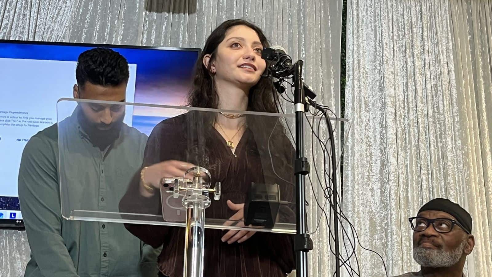 '140 दिन भूख, डर और जानवरों जैसा बर्ताव' फिलिस्तीनी दुल्हन ने सुनाई अमेरिकी ICE सेंटर में बिताए दिनों के बुरे दिनों की कहानी