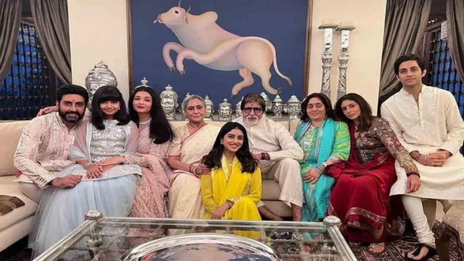Amitabh Bachchan: बच्चन परिवार की महिलाओं की इस हरकत से बेहद चिढ़ते हैं अमिताभ बच्चन, बेटी ने किया था खुलासा