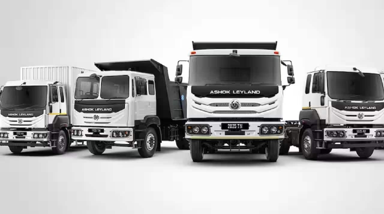 Ashok Leyland के शेयरों में क्यों दिख रही 50% की गिरावट? 251 रुपये से सीधे ₹125 पर आया भाव