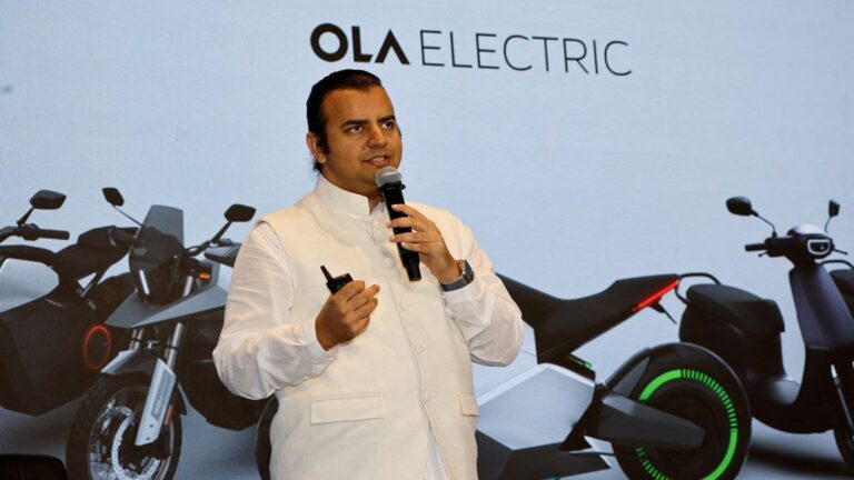Ola Electric Q1 Results: शुद्ध घाटा बढ़कर ₹428 करोड़ पर पहुंचा, रेवेन्यू में 50% गिरावट, फिर क्यों शेयर 16% उछला?