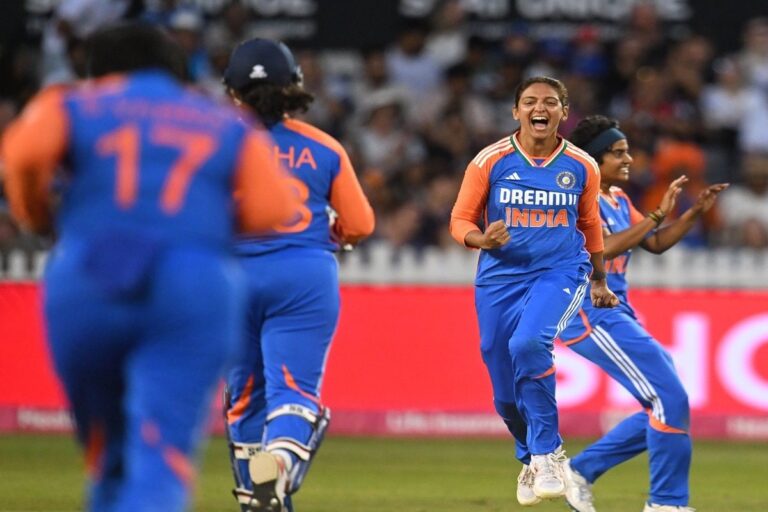 कब-कहां और कैसे देखें भारत-इंग्लैंड महिला टीम के बीच चौथे टी-20 का रोमांच