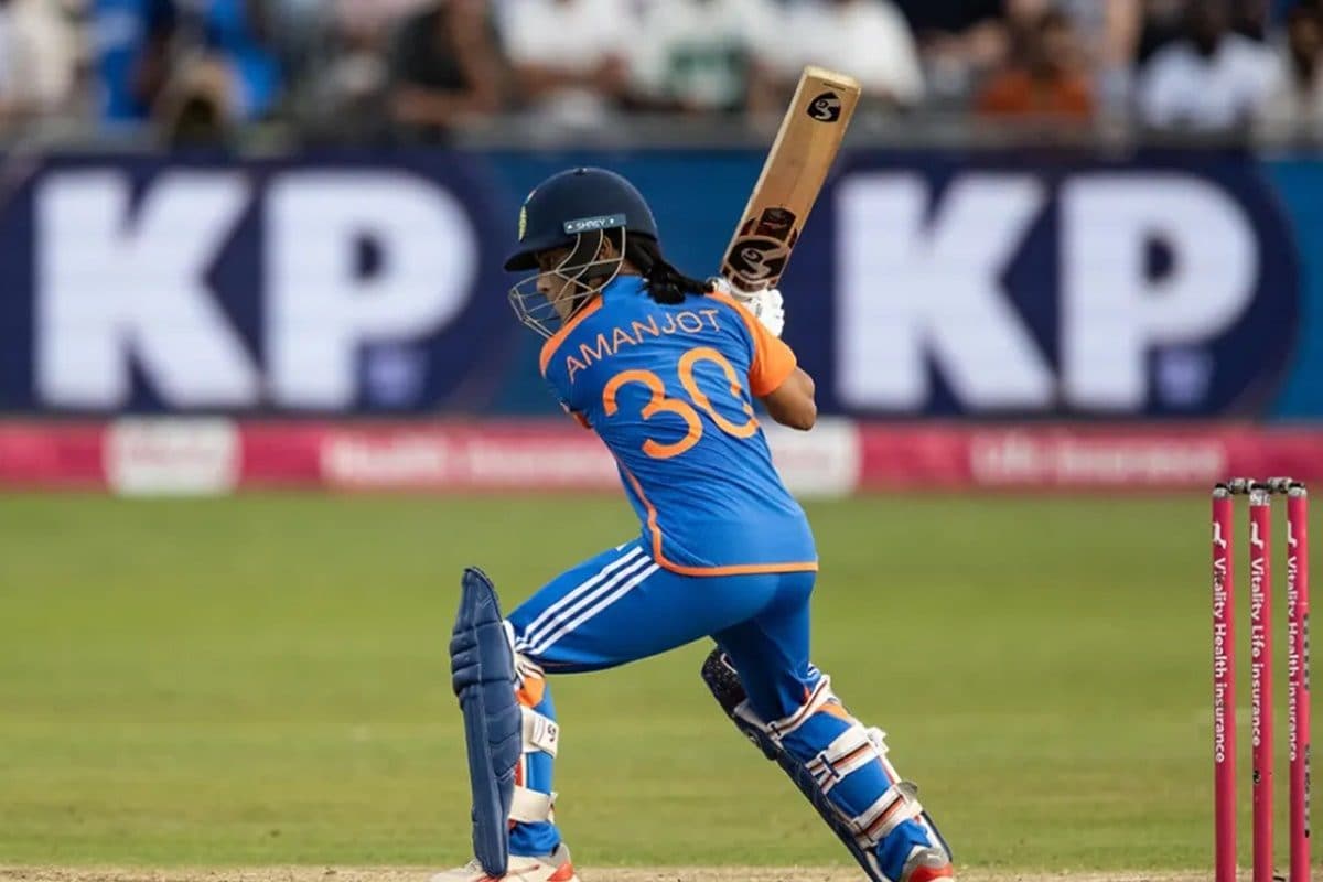 दूसरे टेस्ट से पहले ही इंग्लैंड में लहराया तिरंगा, भारत ने जीता दूसरा टी-20