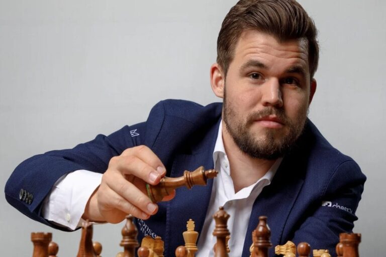 अर्जुन और प्रज्ञानानंदा को हराया, अब तीसरी पोजिशन के लिए वर्ल्ड नंबर-1 कार्लसन