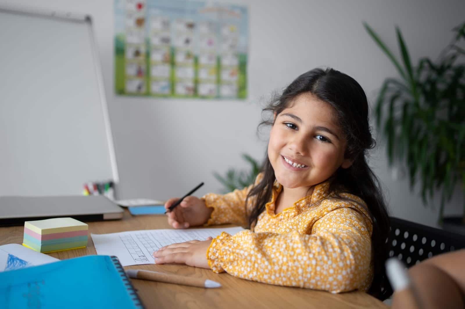 69 लाख या 17 लाख रुपये? नंबर पर न जाएं, बच्चे के भविष्य के लिए ये पैसा भी है कम, जानें कहां इन्वेस्ट करना है सही