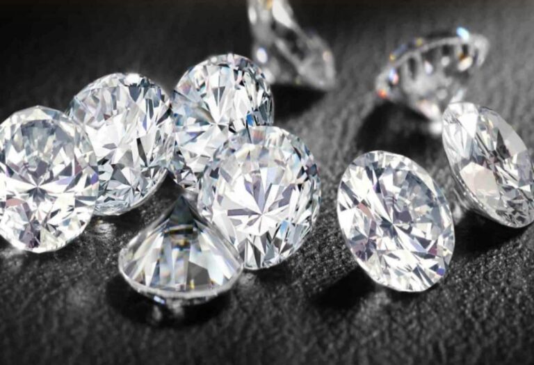 Diamond in India: फिर डिमांड में आया डायमंड, देश में बढ़ रही हीरों की मांग, आगे कितनी आएगी तेजी
