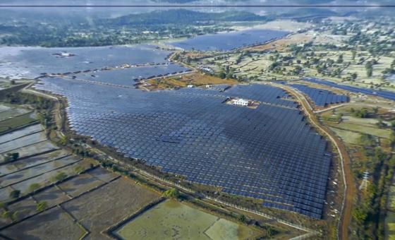 'एक बैटरी, एक क़दम', स्वच्छ ऊर्जा में राह दिखाता छत्तीसगढ़