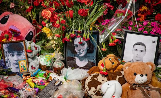 यूक्रेन युद्ध में हताहतों की बढ़ती संख्या और मदद की कमी पर चिन्ता