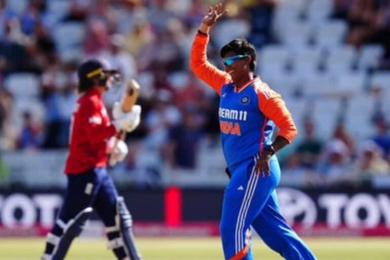 IND W vs ENG W: तीसरे टी20 में टीम इंडिया की हार, इंग्लैंड ने 5 रन से हराया