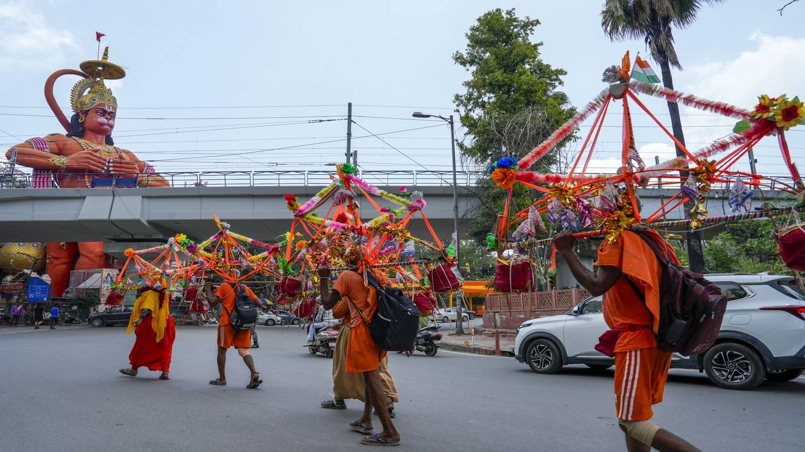 Kanwar Yatra 2025: सावन शिवरात्रि के दिन बड़ा हादसा! ग्वालियर में 4 और अलवर में 2 कांवड़ियों की मौत