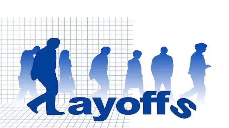 US Layoffs News: ट्रंप प्रशासन ने 1,300 से अधिक अमेरिकी विदेश विभाग के कर्मचारियों को नौकरी से निकाला