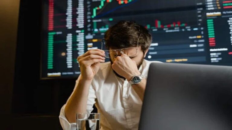 Share Market Crashed: 10 सेकंड में ₹4.42 लाख करोड़ स्वाहा, ट्रंप के टैरिफ से मचा हाहाकार