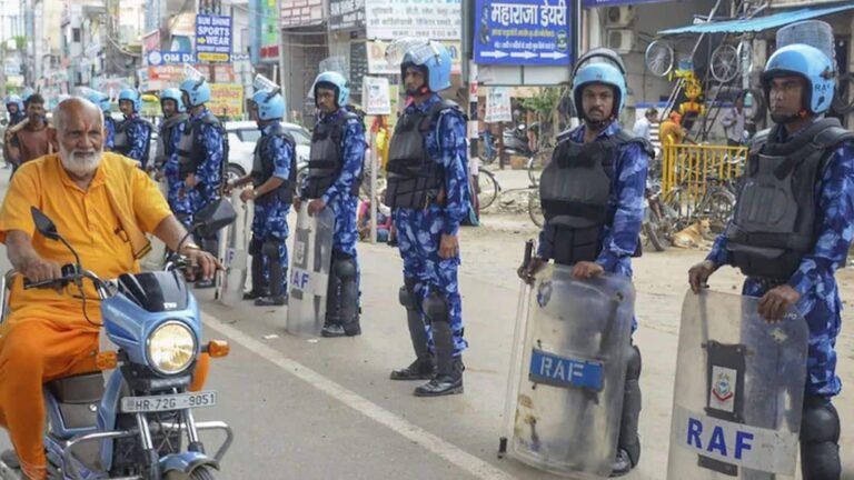 Brij Mandal Yatra Row: हरियाणा के नूंह में आज भारी तनाव! बृज मंडल यात्रा से पहले इंटरनेट बंद, स्कूल की भी छुट्टी