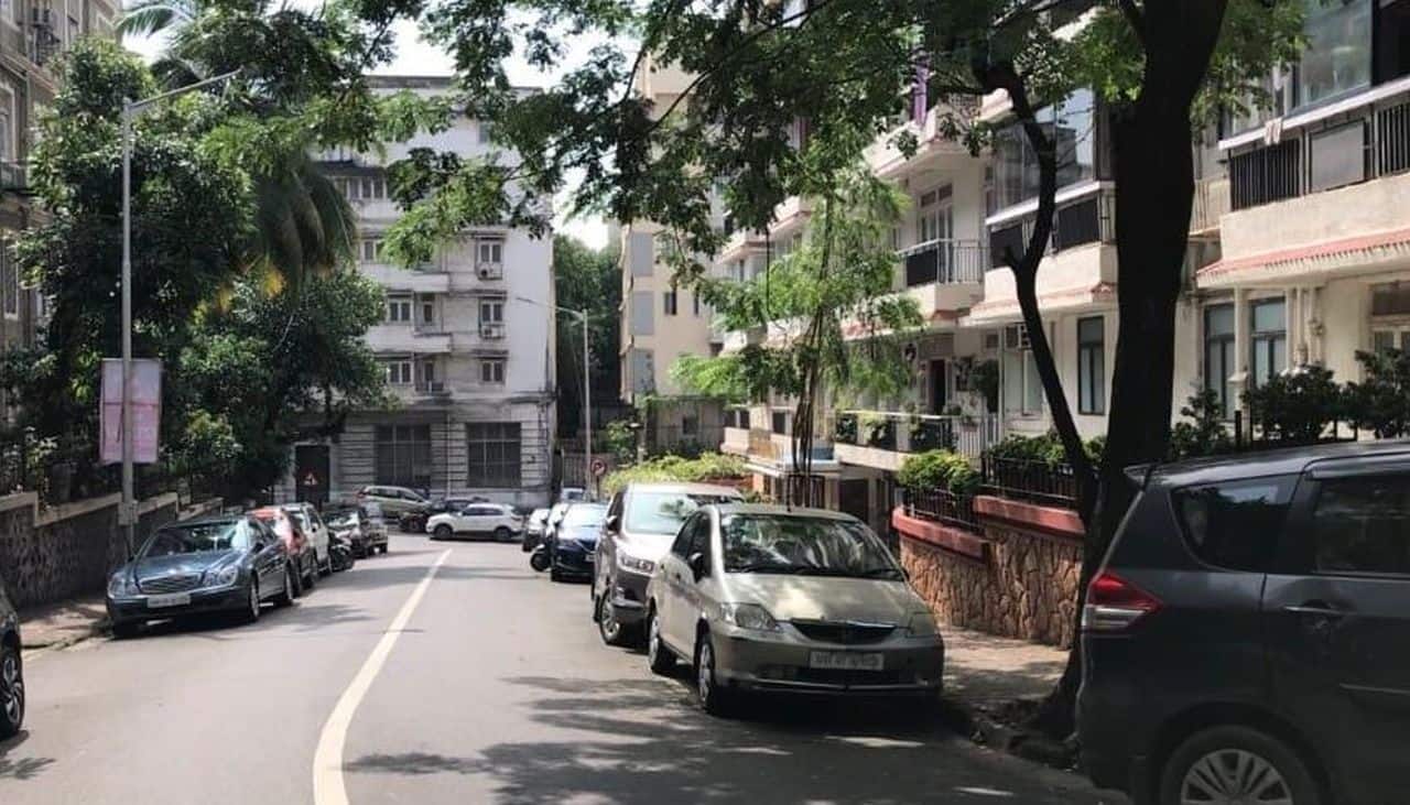 मुंबई के इस एरिया में घर खरीदने के लिए अमीर के साथ होना चाहिए क्लास! फिल्मस्टार को नहीं मिलता घर, जानिये कारण