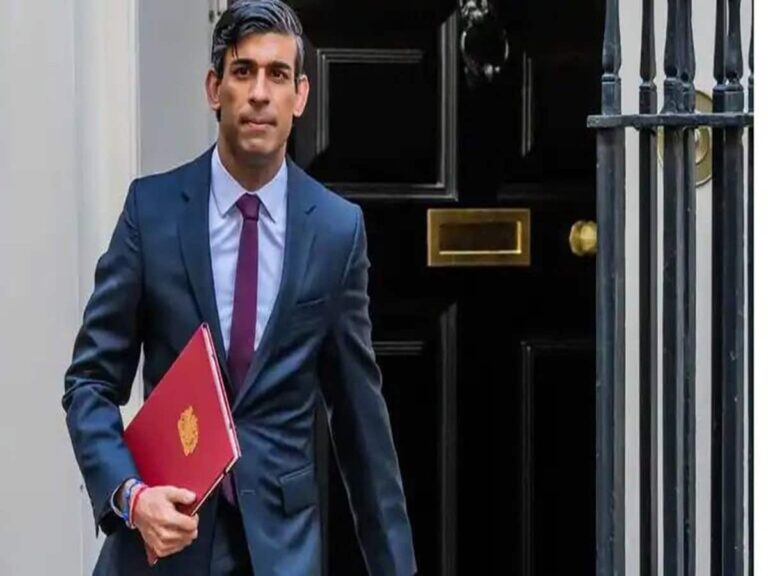 Rishi Sunak: इस कंपनी के लिए काम करेंगे ऋषि सुनक, फाइनेंशियल फर्म में बने सीनियर एडवाइजर