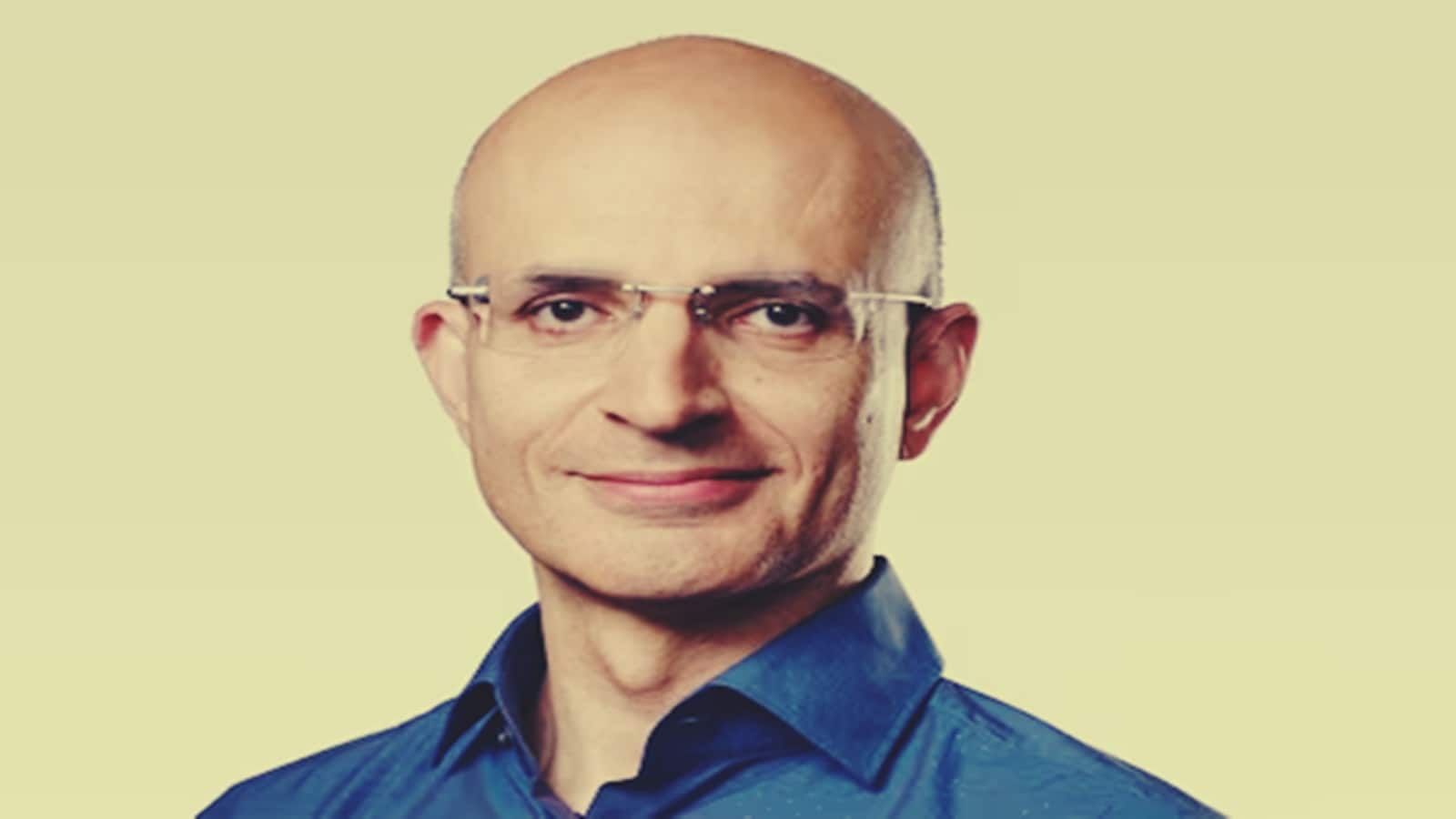 यूपी के मुरादाबाद के साबिह खान, बनेंगे Apple के अगले सीओओ, iPhone लाने वाले Jeff Williams की लेंगे जगह