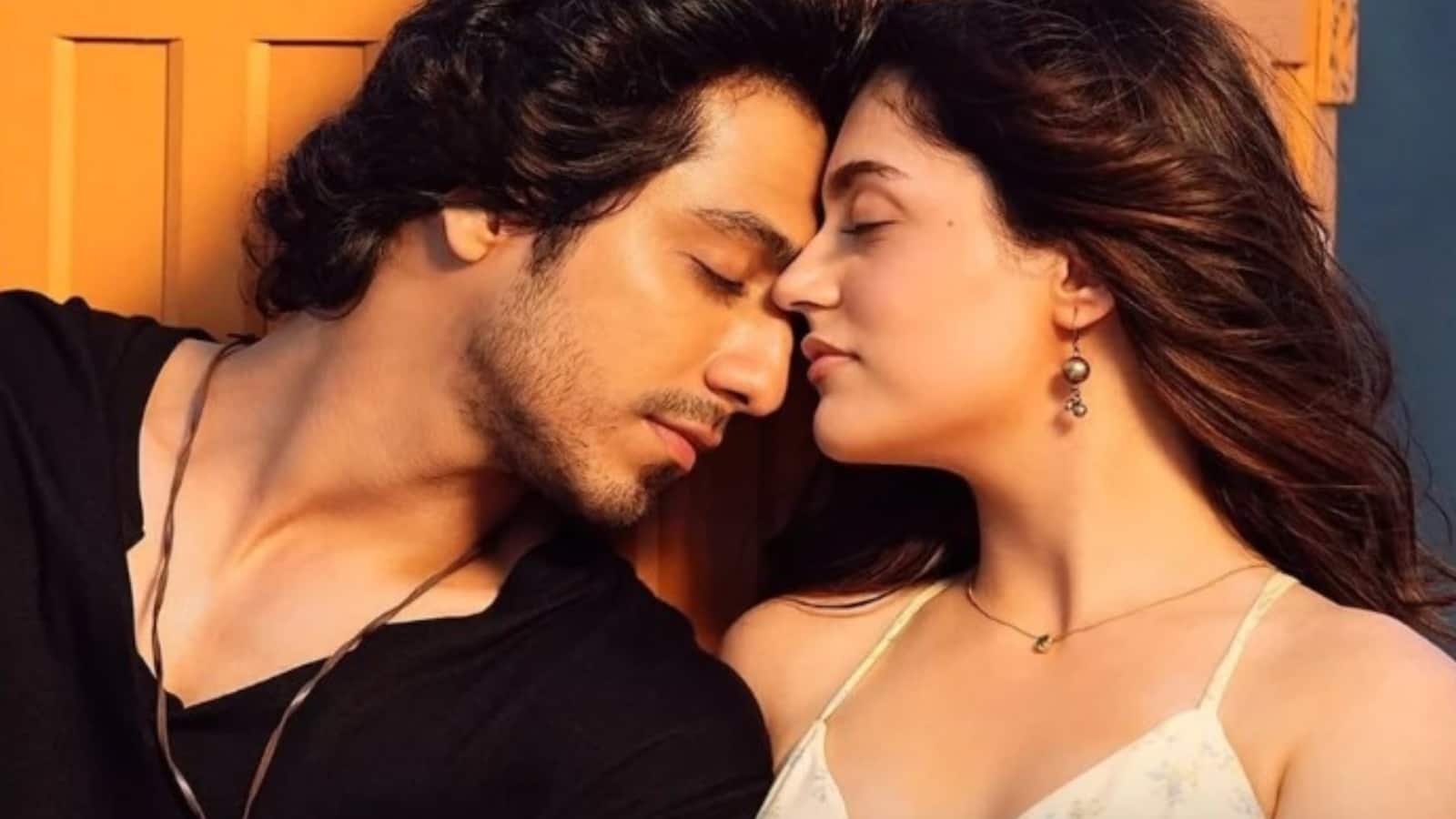 Saiyaara BO Day 2: दो दिन में ही सैयारा ने वसूला अपना बजट!  बॉक्स ऑफिस पर रच दिया इतिहास