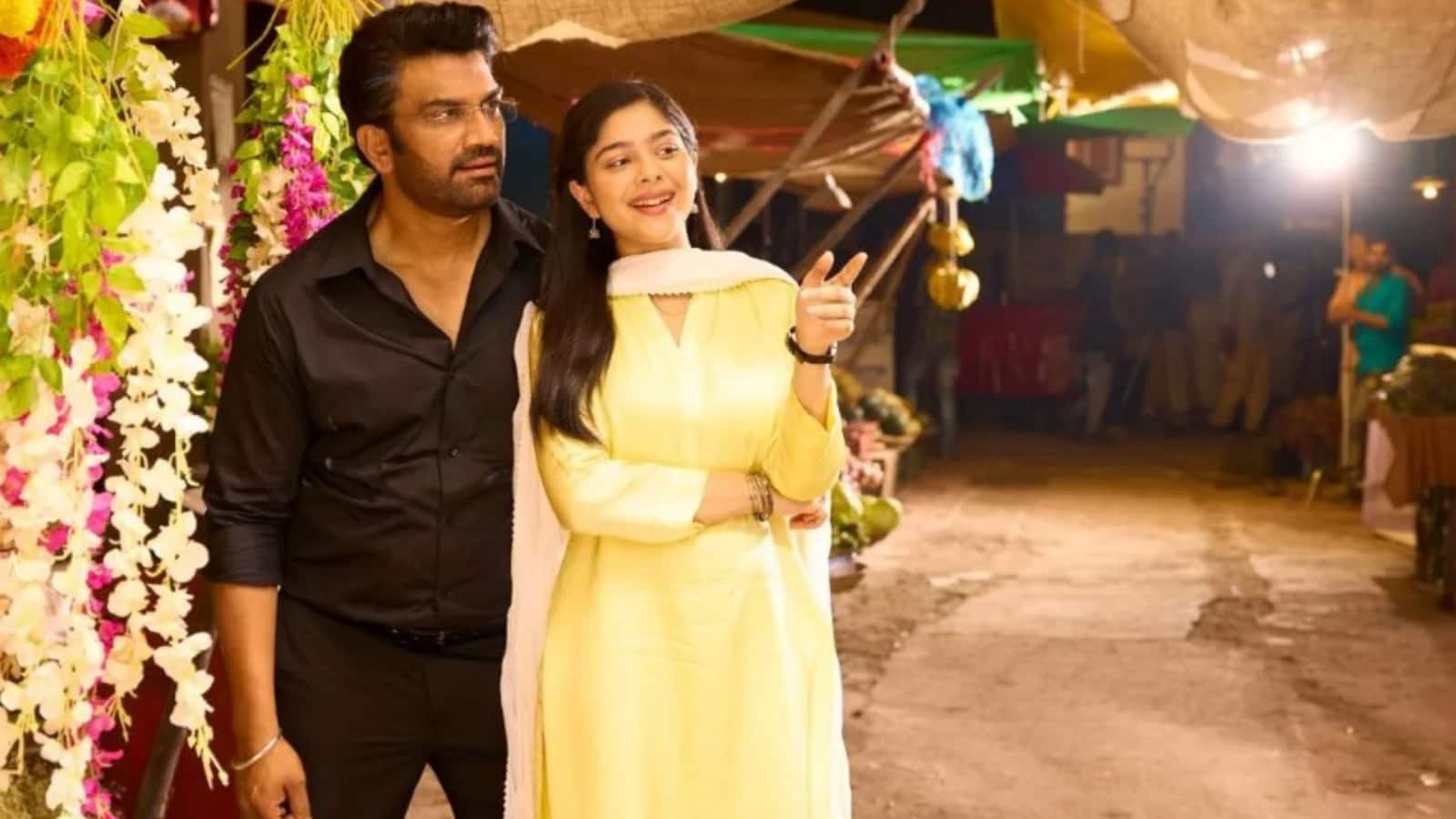 Sharad Kelkar: 'मुझे फर्क नहीं पड़ता...' 27 साल छोटी एक्ट्रेस संग रोमांस करने पर शरद केलकर ने ट्रोलर्स को दिया जवाब