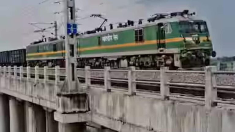 Indian Railways: भारतीय रेलवे ने दौड़ाई सबसे लंबी मालगाड़ी, 354 बोगियों के साथ बना इतिहास