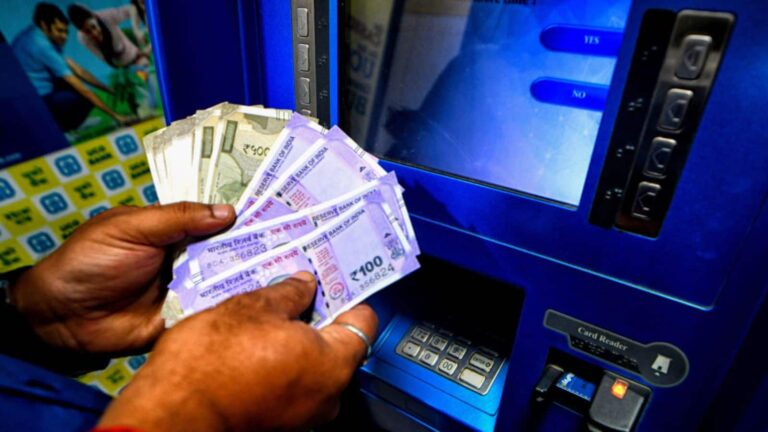ATM से 3 फ्री ट्रांजेक्शन के बाद कितना लगेगा चार्ज? जानें पूरी डिटेल