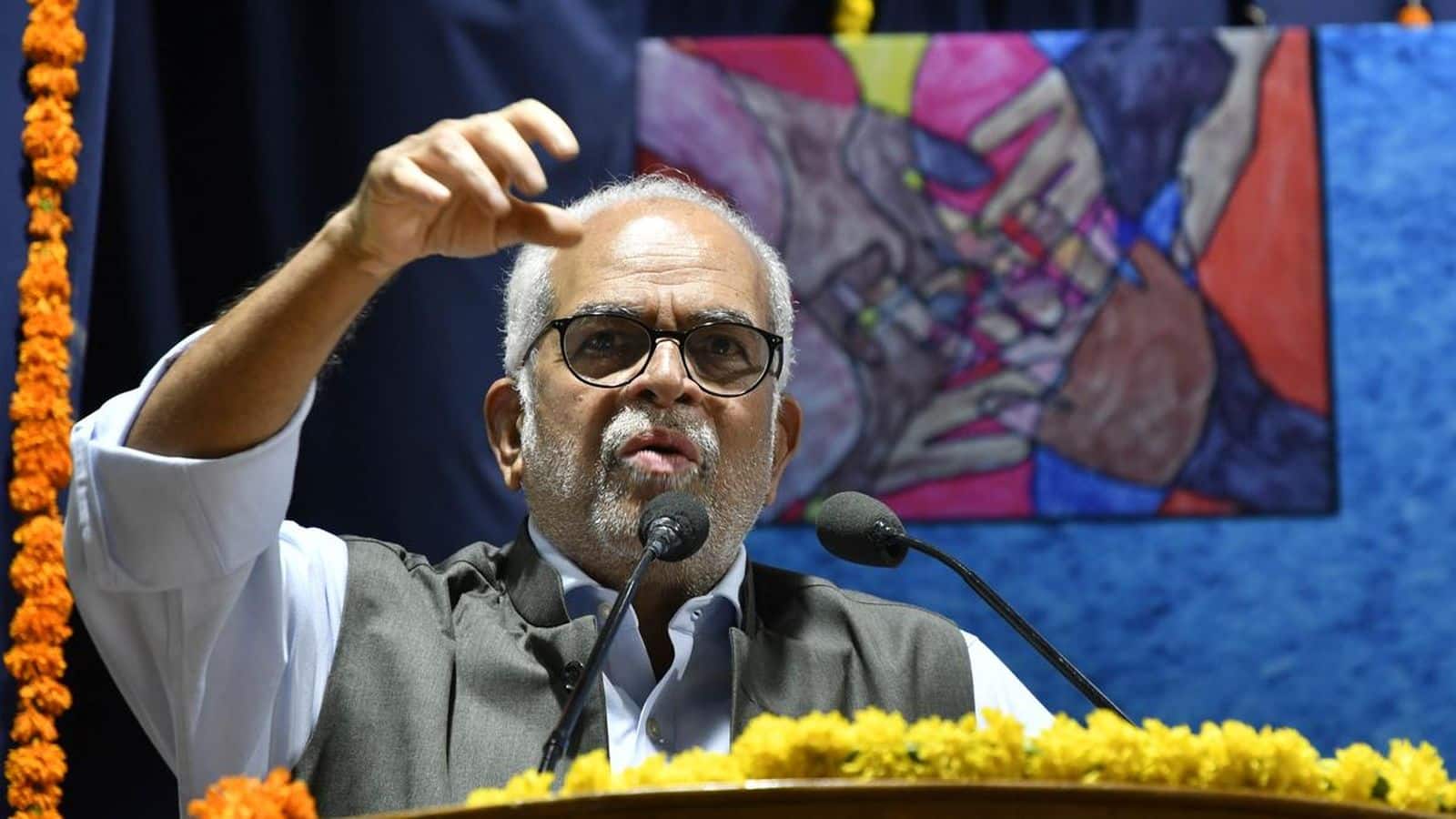 Sudershan Reddy: कौन हैं बी सुदर्शन रेड्डी? विपक्ष के बनाया है उपराष्ट्रपति कैंडिडेट, राधाकृष्णन से होगा मुकाबला