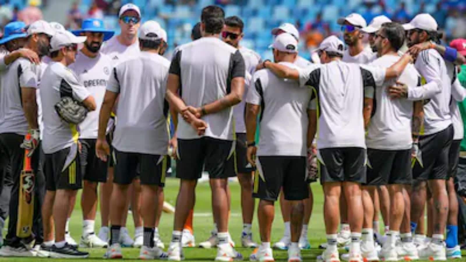 Dream11 के हटने के बाद, BCCI कर रहा ₹450 करोड़ के स्पॉन्सरशिप की तलाश, जानिए क्यों खत्म हुआ करार