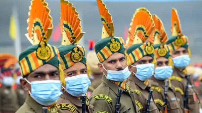 BSF के 16 शेरदिल जवानों को मिला सम्मान, जिन्होंने मौत की आंखों में आंखें डालकर लिखी शौर्य गाथा