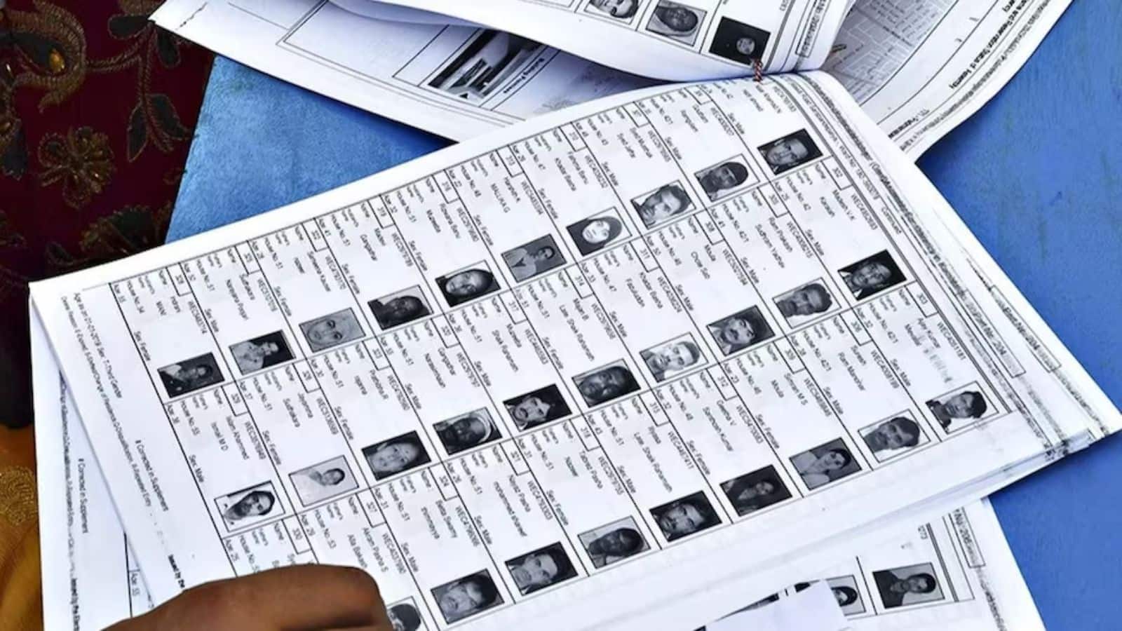 Bihar News: बिहार में वोटर लिस्ट में लापरवाही पर बड़ा एक्शन! पटना में 7 BLO हुए सस्पेंड