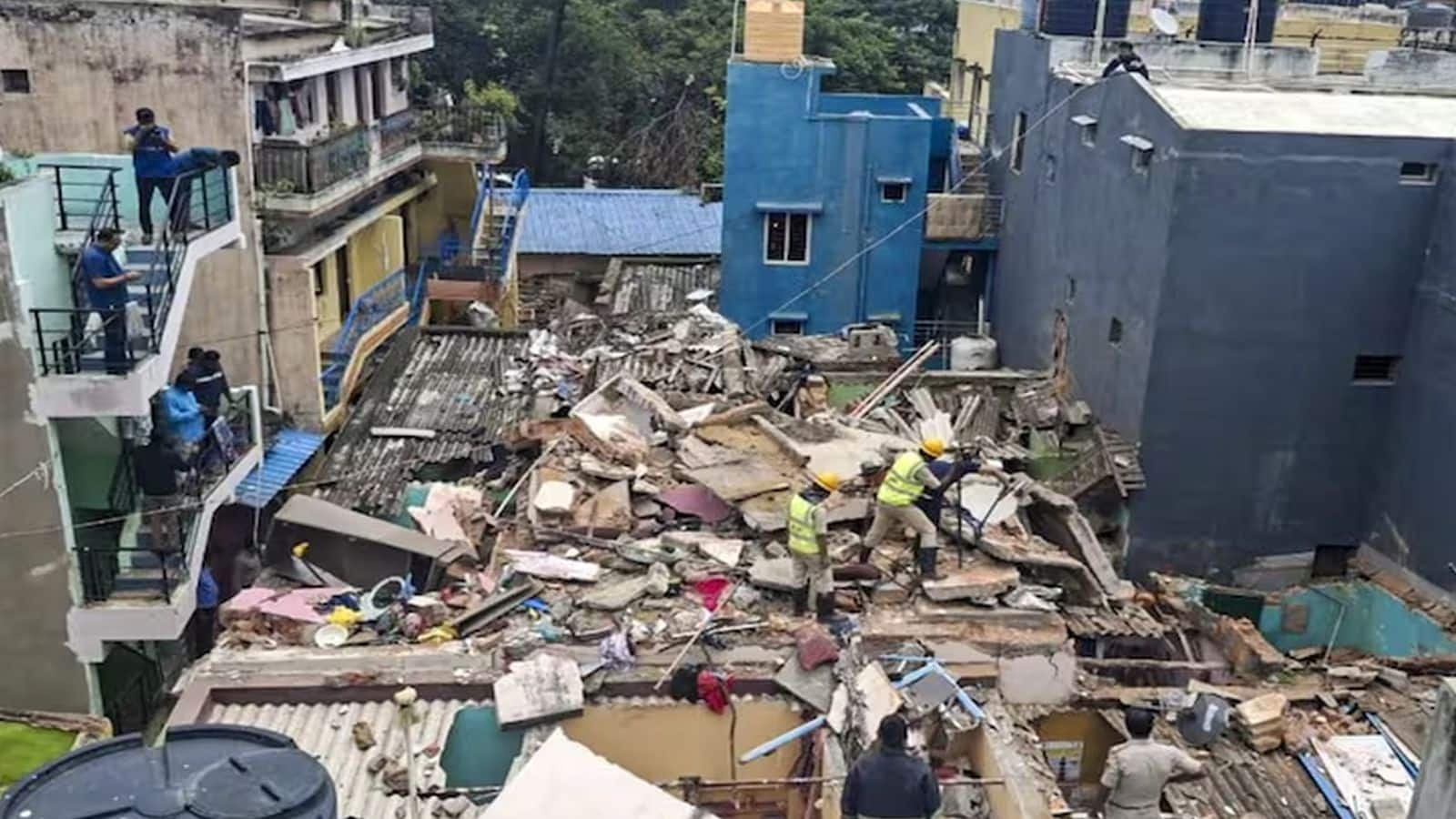 Bengaluru Blast: बेंगलुरु में सिलेंडर विस्फोट में युवक की मौत! 9 लोग घायल, 13 घर क्षतिग्रस्त