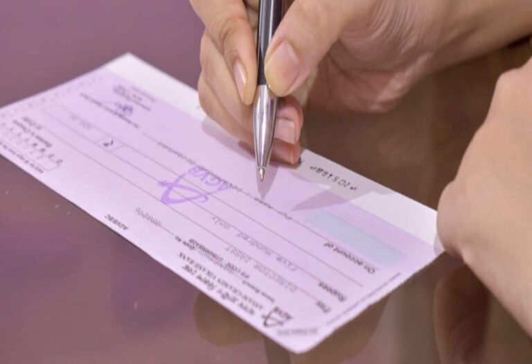 कुछ घंटों में क्लीयर हो जाएगा चेक, अकाउंट में आ जाएगा पैसा, RBI बदल रहा है पूरा सिस्टम