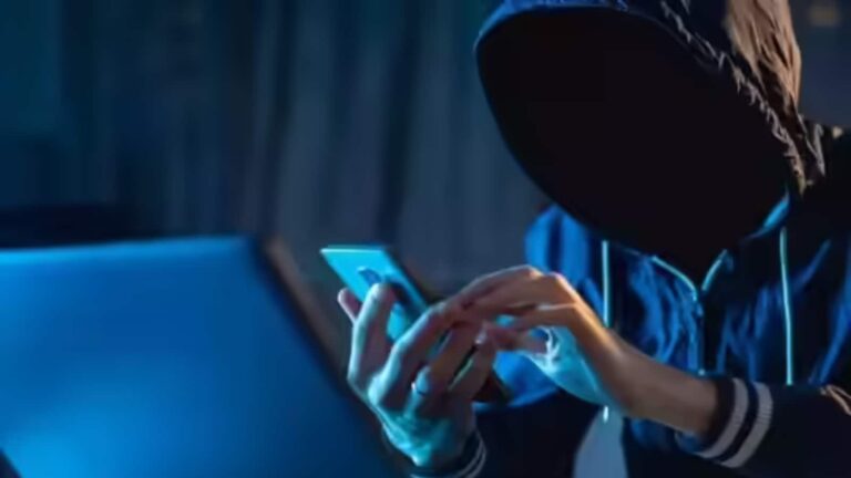 Google AI ने दिखाया कस्टमर केयर का फर्जी नंबर, रियल एस्टेट डेवलपर से हुई ठगी