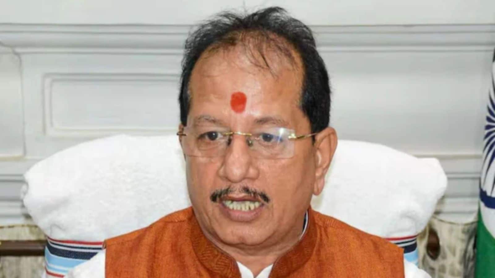 Bihar SIR: तेजस्वी यादव के बाद अब डिप्टी CM विजय सिन्हा के नाम पर मिली दो वोटर आईडी