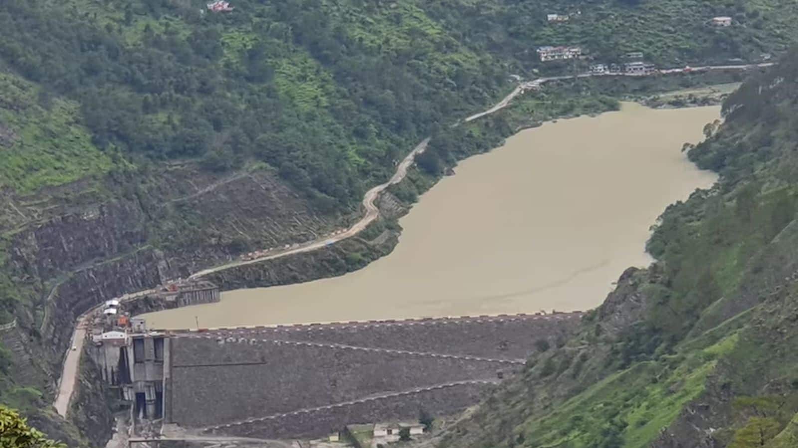 उत्तराखंड में बड़ा हादसा! धौलीगंगा पावर प्रोजेक्ट में भूस्खलन से दोनों टनल बंद, बिजलीघर में NHPC के 19 कर्मचारी फंसे