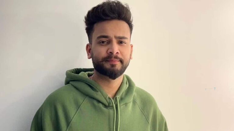 Elvish Yadav: यूट्यूबर एल्विश यादव के घर पर चली तड़ातड़ गोलियां, मौके से फरार हुए बाइक सवार हमलावर