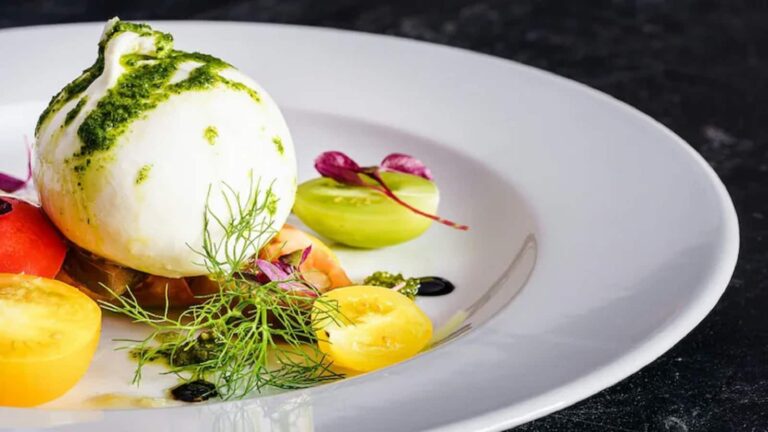 Healthy Eating Habits: बाहरी इनफेक्शन को मात देने के लिए अपनाएं ये, शरीर को फौलाद बनाने में मदद करेंगे सुपरफूड