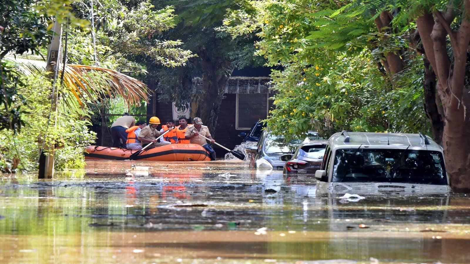Heavy Rain Alert: सितंबर में आसमान से बरसेगी आफत! IMD ने बाढ़-बारिश और भूस्खलन की चेतावनी