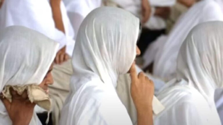 Jain Dharm: साधु-साध्वी की जीवनशैली में ये नियम जानकर चौंक जाएंगे आप