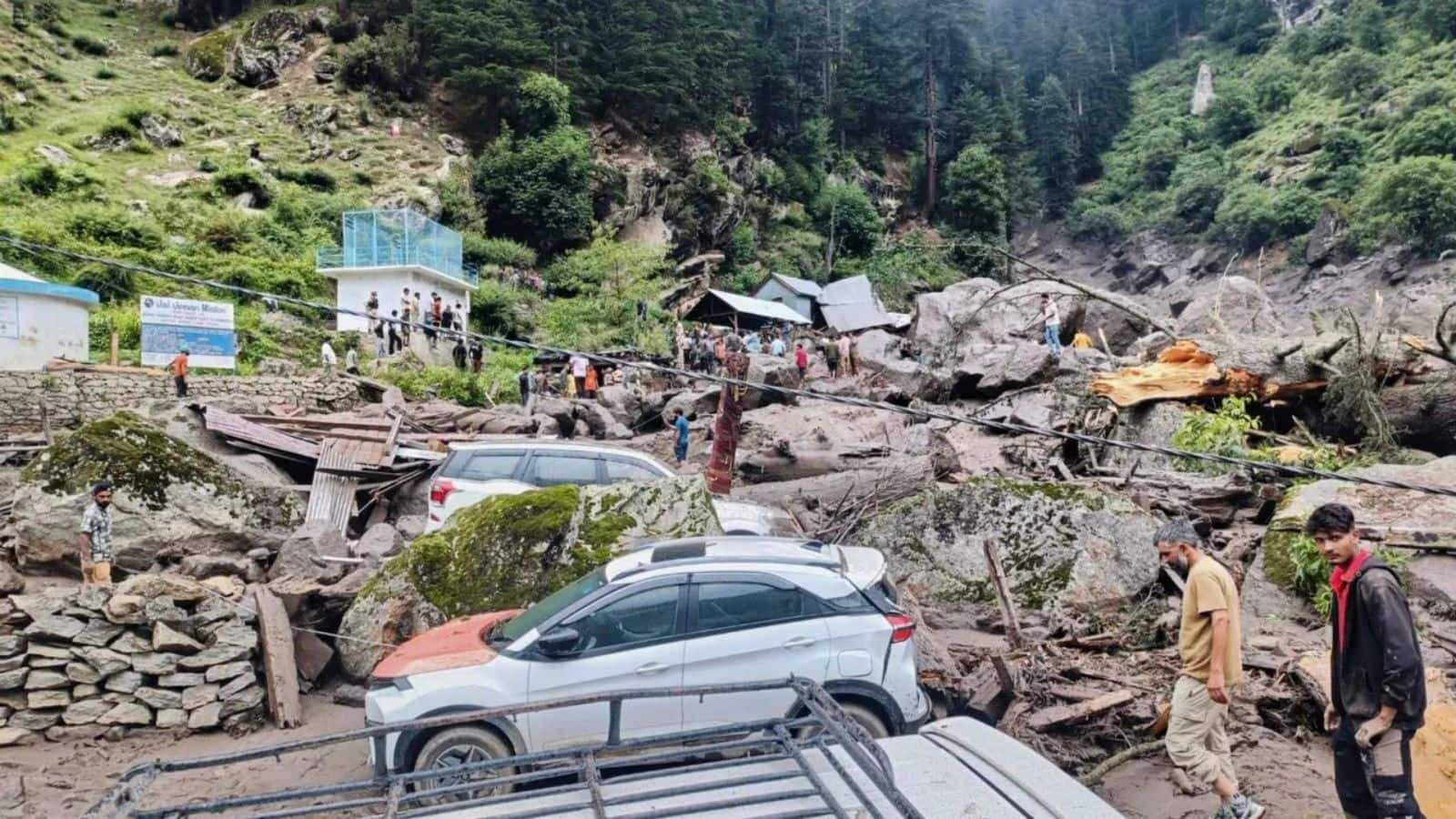 Kishtwar Cloudburst: 'जैसे मौत आसमान से उतर आई हो...', चश्मदीद ने बताया हादसे के बाद का खौफनाक मंजर