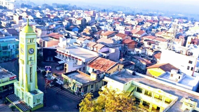 भारत में है दुनिया का सबसे अमीर गांव! हर घर में करोड़पति, बैंकों में जमा हैं 5,000 करोड़ रुपए