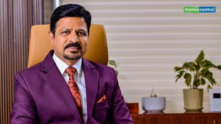 PNB Housing Finance Shares: सीएमडी का इस्तीफा, 16% टूट गया शेयर, आखिर क्यों घबराए निवेशक?