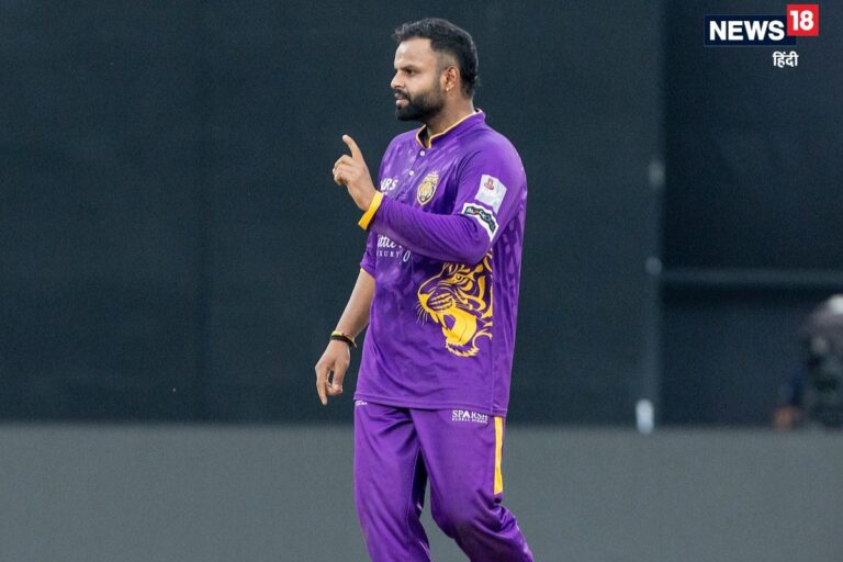 राहुल ने रचा इतिहास, डीपीएल के इस सीजन हैट्रिक लेने वाले पहले गेंदबाज बने