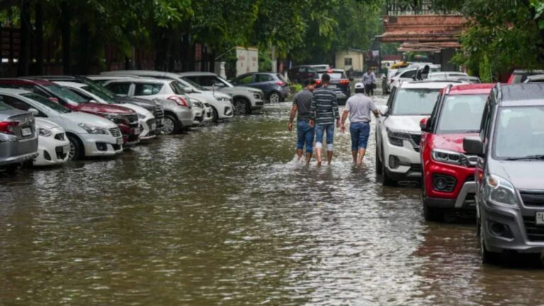 Bihar Rain Alert: बढ़ रहा है मौसम का कहर, IMD ने जारी किया ऑरेंज और येलो एलर्ट